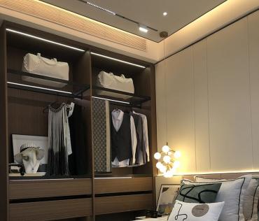 售樓部樣板間深色木紋膜效果呈現-PVC木紋膜案例